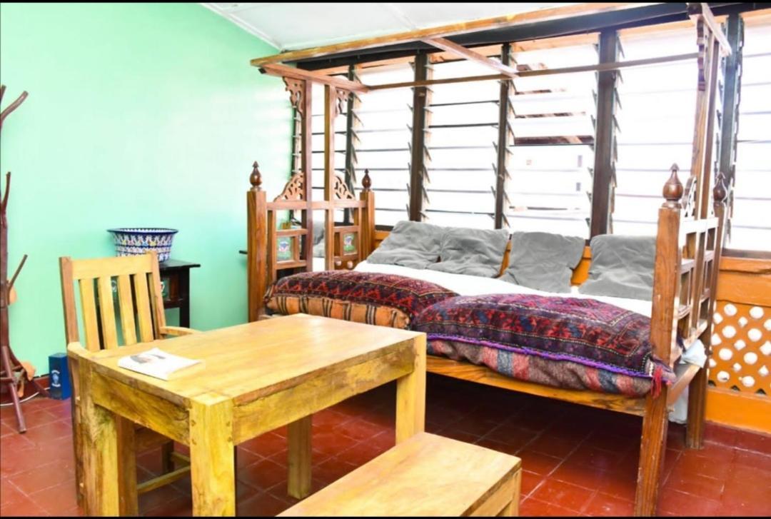 Mavericks Convenient Cozy Loft In Diani'S Cbd Ukunda Exteriör bild